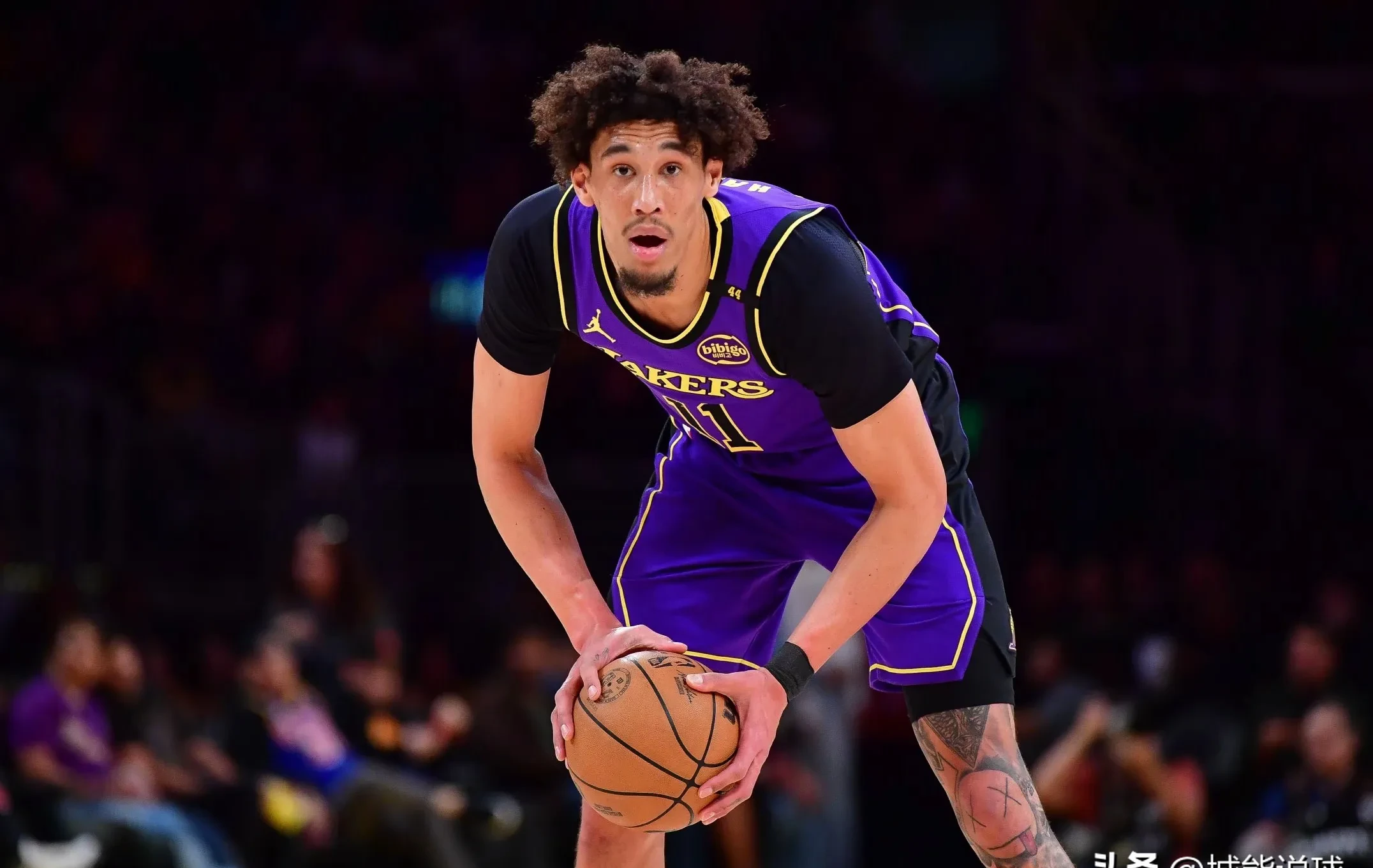 湖人主场保持不败纪录，士气高昂