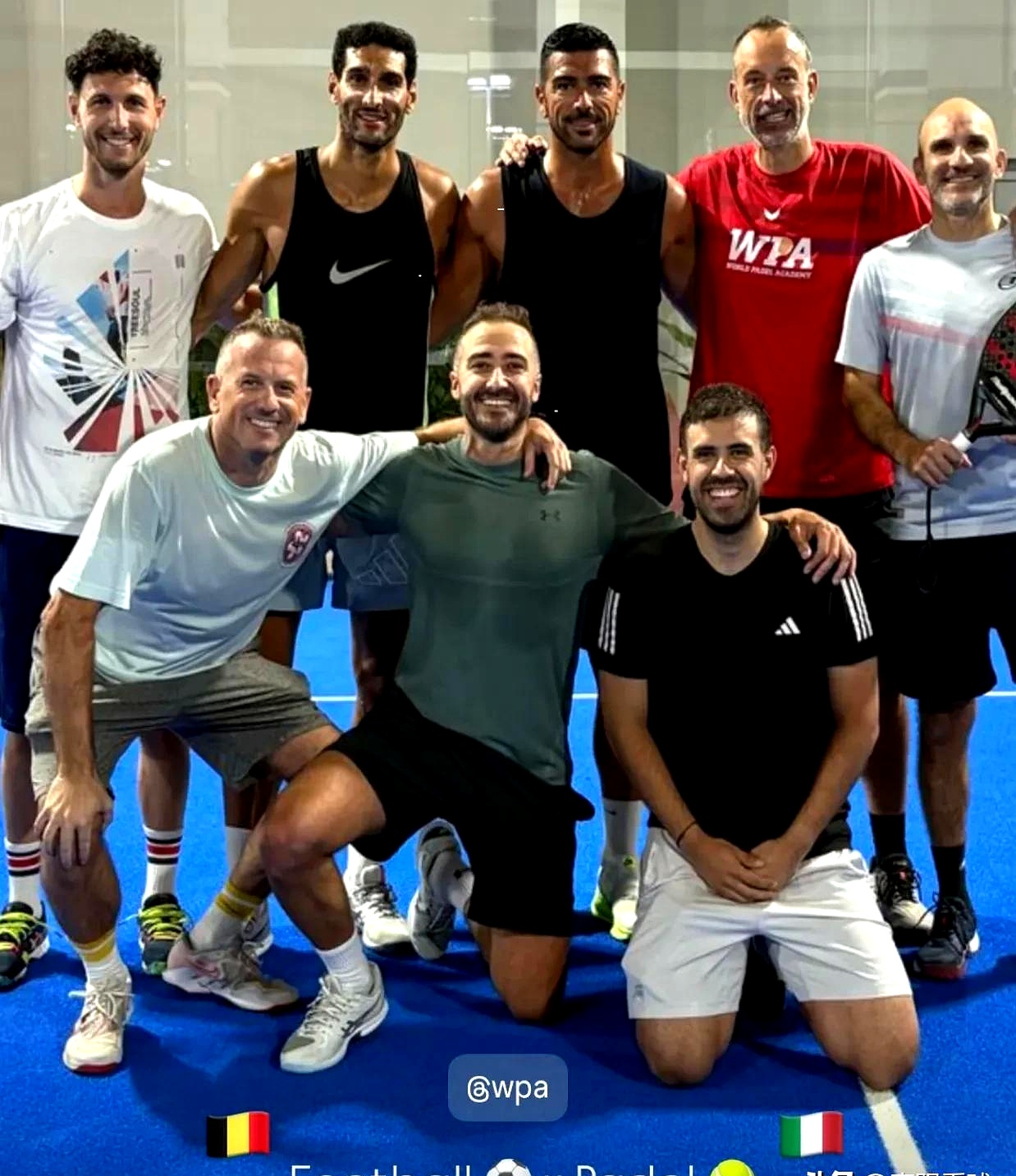 法国网球队鏖战意大利网球队,费德勒制霸全场 法国网球队鏖战意大利网球队,费德勒制霸全场