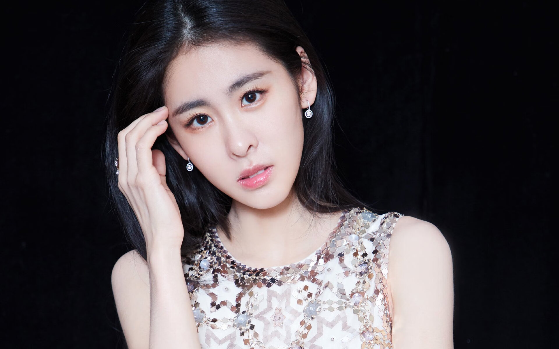 征服，从北伦敦到亚平宁，克瓦拉茨赫利亚的英超争冠接管宣言